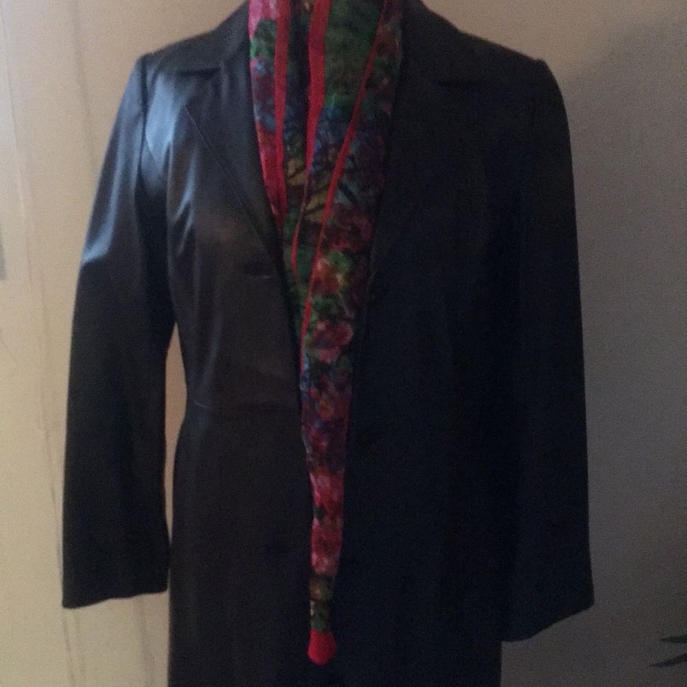 Coat - Picture 1 of 3